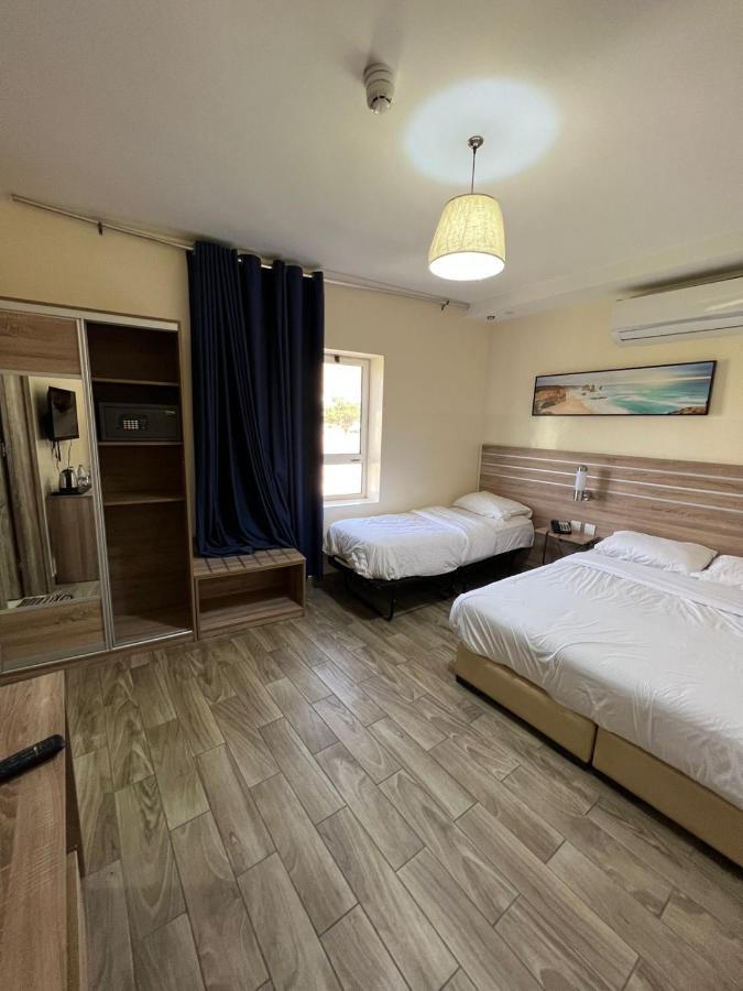 La Riva Hotel Akaba Eksteriør bilde